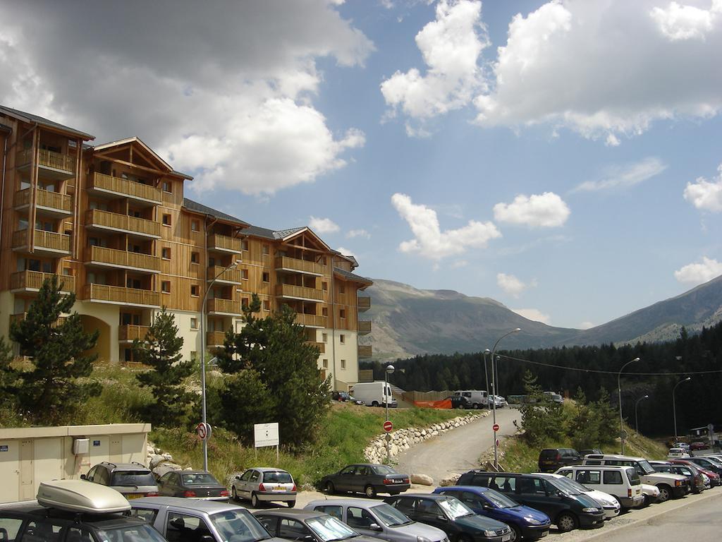 Aparthotel Noemys Toits du Dévoluy Les Cypieres Exterior foto